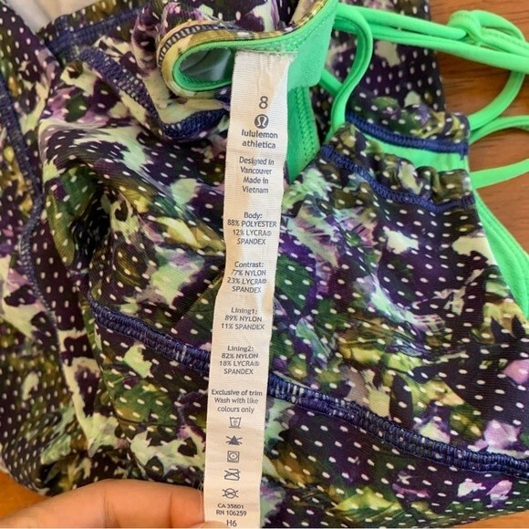 Lululemon women’s dancing warrior tank top size 8 - Picture 9 of 9